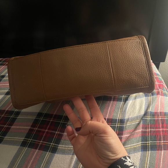 Tory Burch purse! Good condition! - Picture 5 of 5